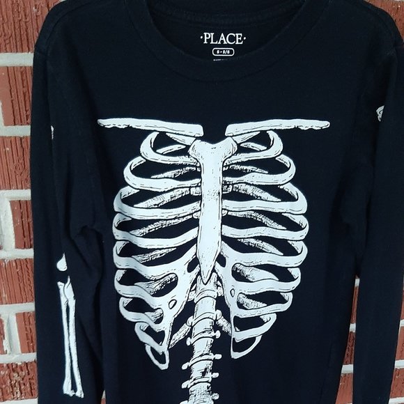 The Children's Place Halloween pumpkin and skeleton shirts boy size 5/6 - Picture 2 of 3